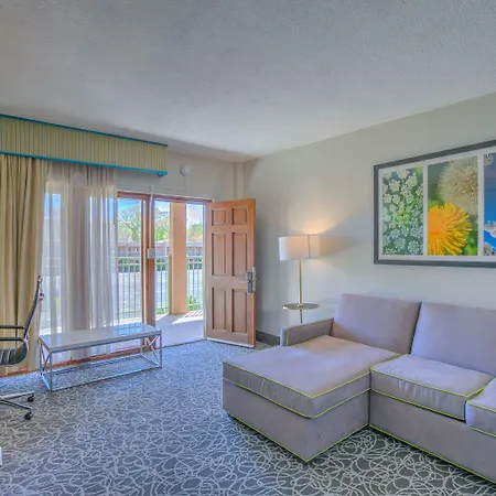 Hotel El Sendero Inn, An Ascend Collection 4*